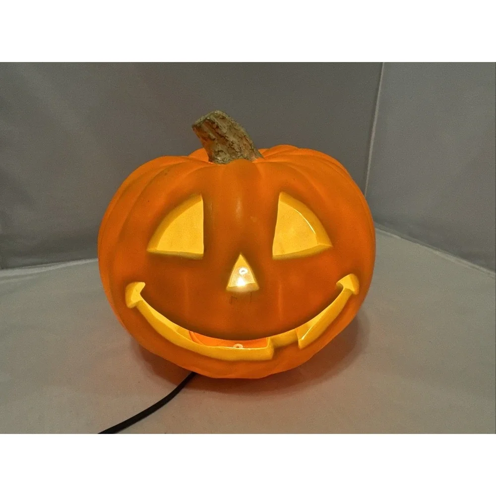Halloween Jack o Lantern blow mold pumpkin Electric Lighted 2005 Model 22175 EUC